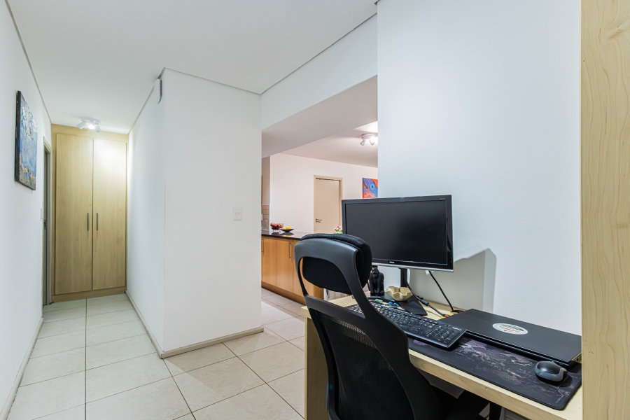 2 Bedroom Property for Sale in Cape Town City Centre Western Cape